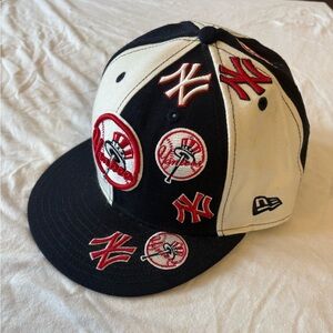 New York Yankees Hat 7 3/4 White New Era 59FIFTY MLB All Over Print Logo Design
